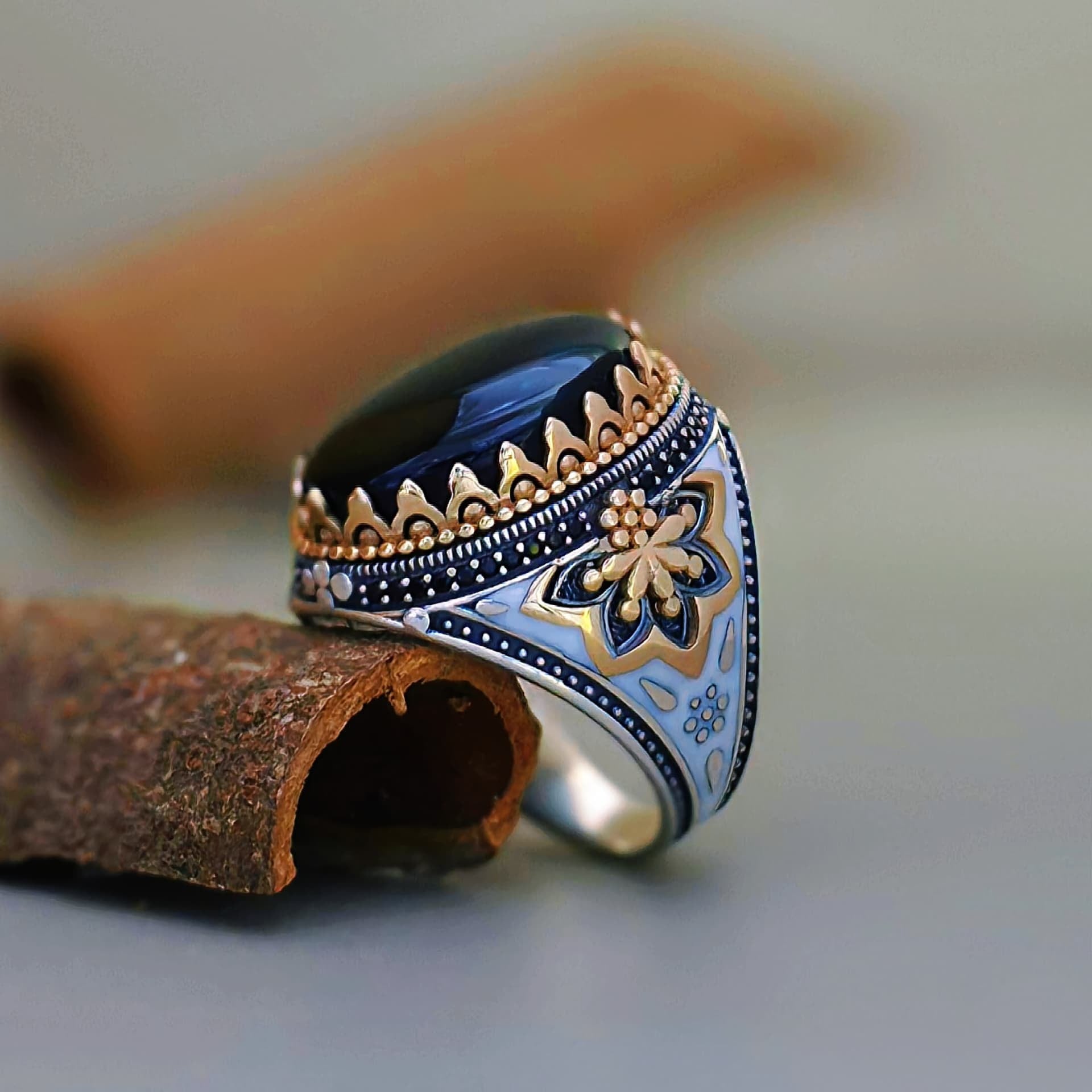 "Royal Turkish 925 Silver Men’s Ring with Genuine Black Yemeni Agate"